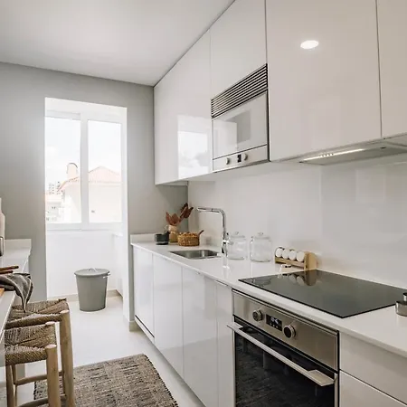 Arne - 3 Bedrooms In Alvalade *