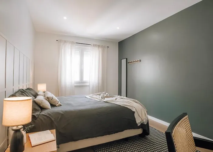 Arne - 3 Bedrooms In Alvalade